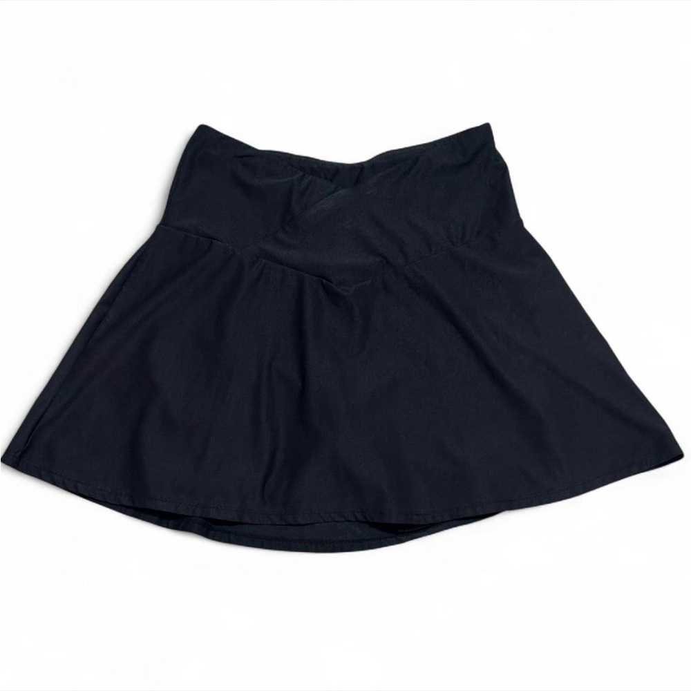 Black Crossover Tennis Skirt with built in shorts from Kyodan